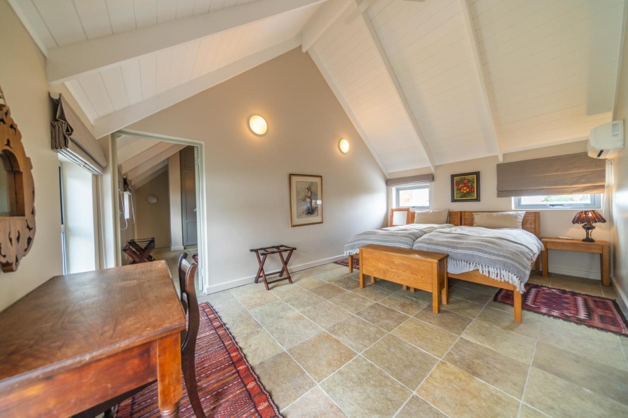 To Let 5 Bedroom Property for Rent in De Zalze Winelands Golf Estate Western Cape